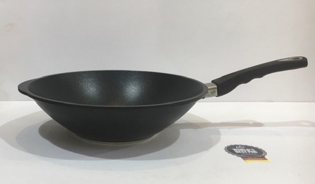 Buy your AMT Gastroguss induction 32cm wok