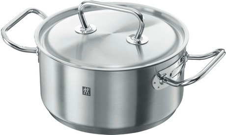 Buy the Zwilling J A Henckels Twin Classic Stew Casserole Pan 24cm online at smithsofloughton.com