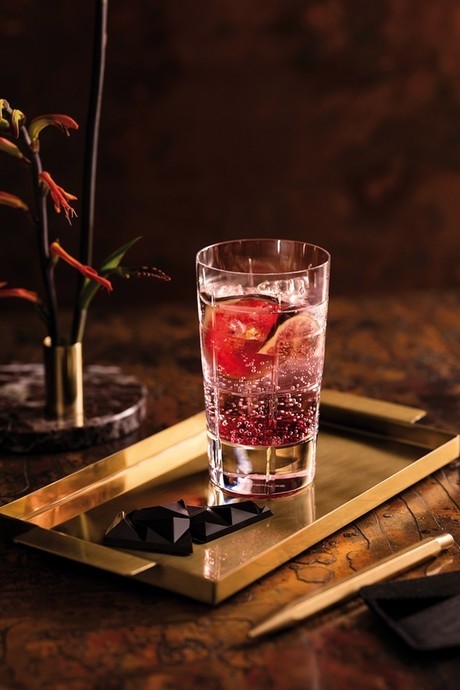 Purchase the Villeroy & Boch Ardmore Club Highball Glasses Per Pair at smithsofloughton.com