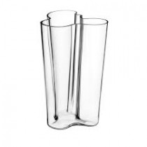 Buy the Iittala Aalto Vase 251mm Clear online at smithsofloughton.com